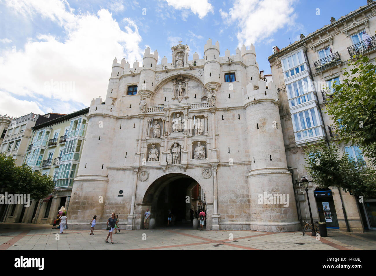 14. Jahrhundert Stadttor Arco de Santa Maria in das Zentrum von Burgos, Kastilien, Spanien. Stockfoto