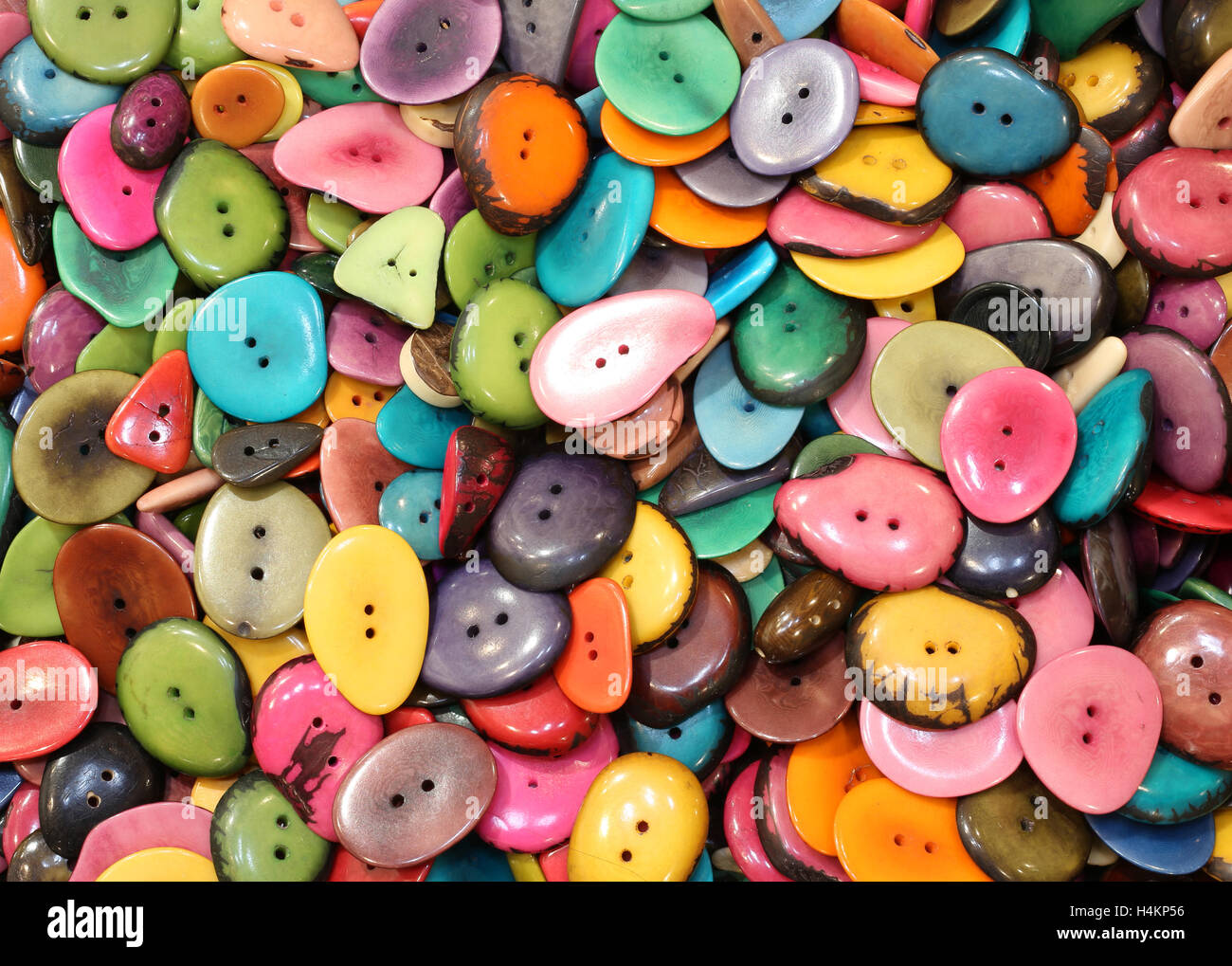 Hintergrund der Tasten, die mit Palmen Samen im ethnischen shop Stockfoto
