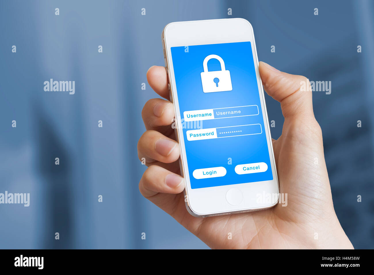 Sicheres Login auf Handy mit Benutzername und Passwort für sicheren Zugriff auf Online-Bank und Zahlung Stockfoto