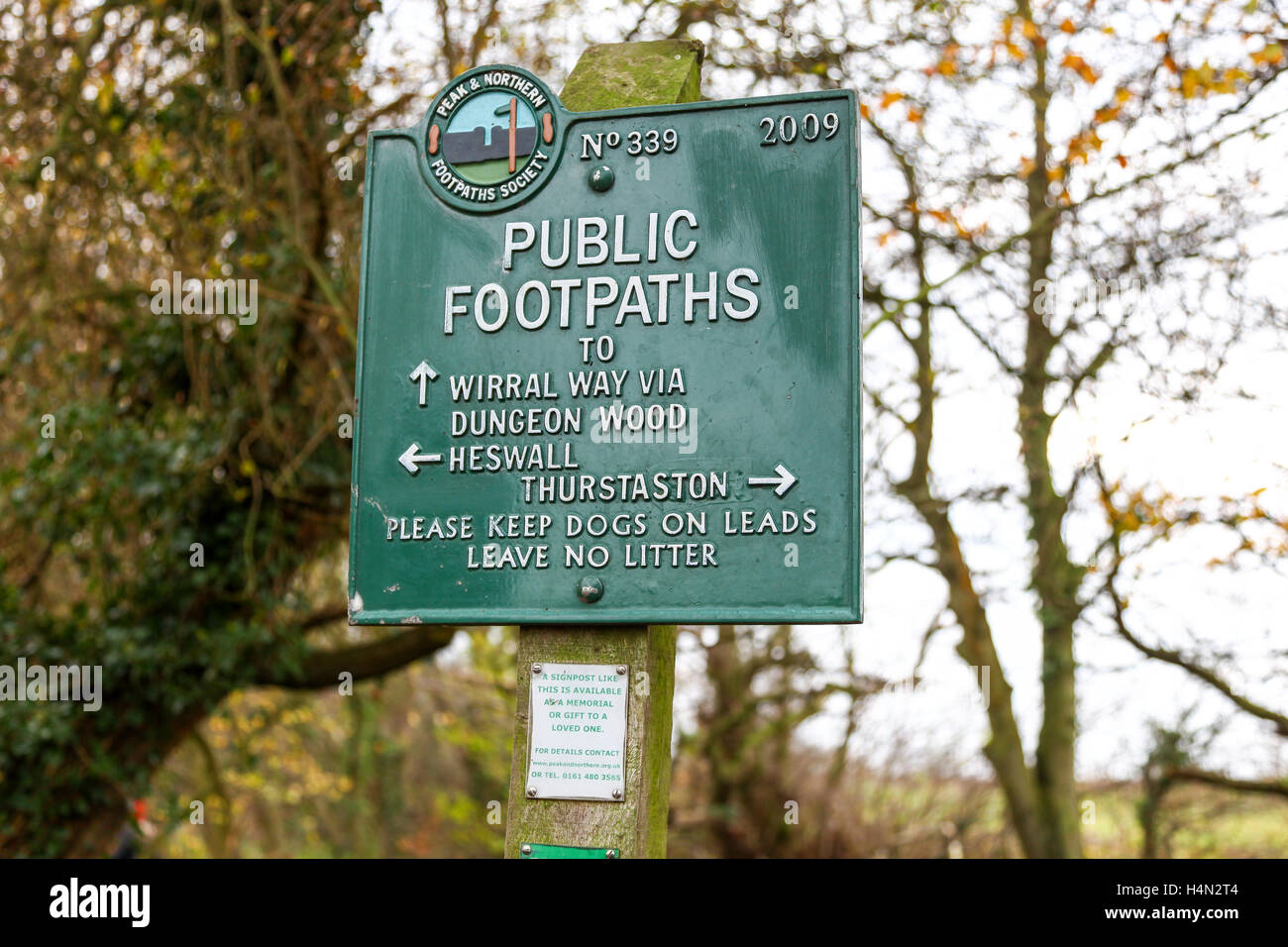 Peak und nördlichen Fußwege Gesellschaft Zeichen Post 339 sagen Wirral Weg Heswall und Thurstaston Wirral Country Park Merseyside Stockfoto