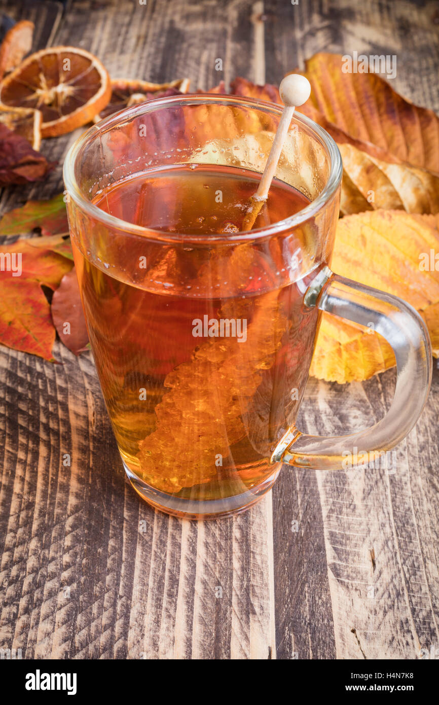 frischer Tee fallen Herbst Erntedankfest-Dekoration Stockfoto