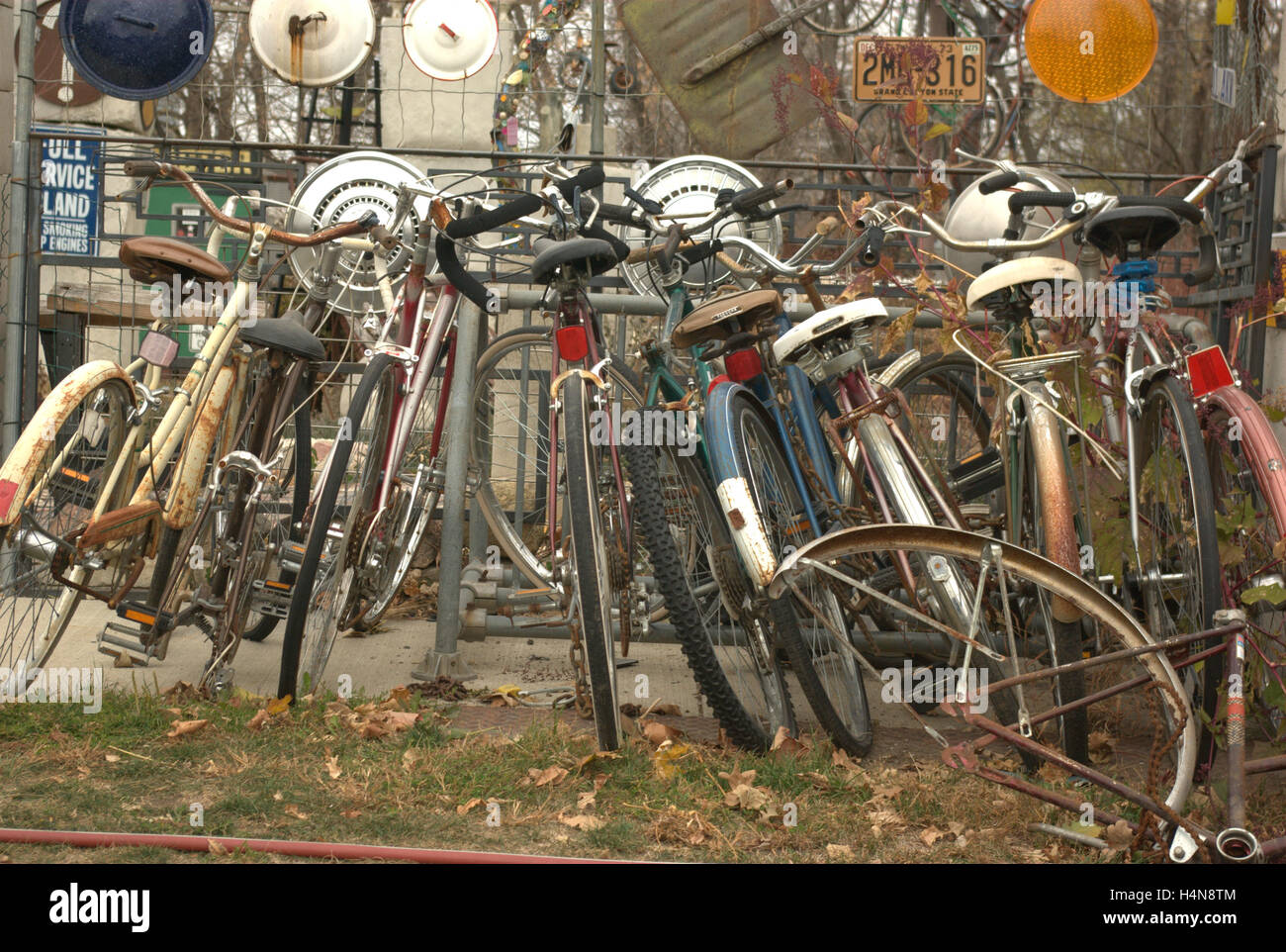 Fahrräder und Radkappen Stockfoto