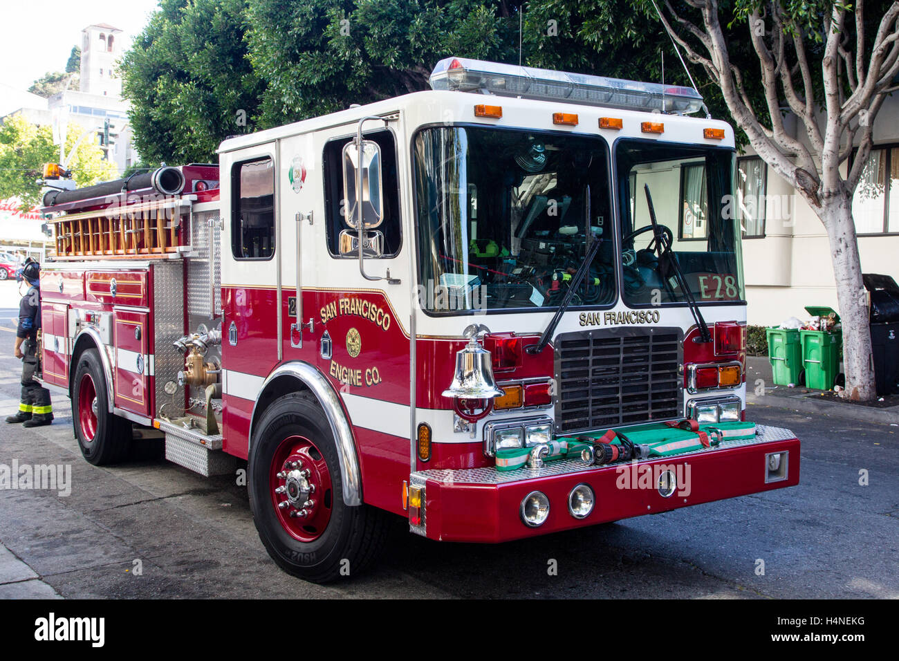 Feuerwehrauto in der Innenstadt von San Francisco, Kalifornien, USA. Stockfoto
