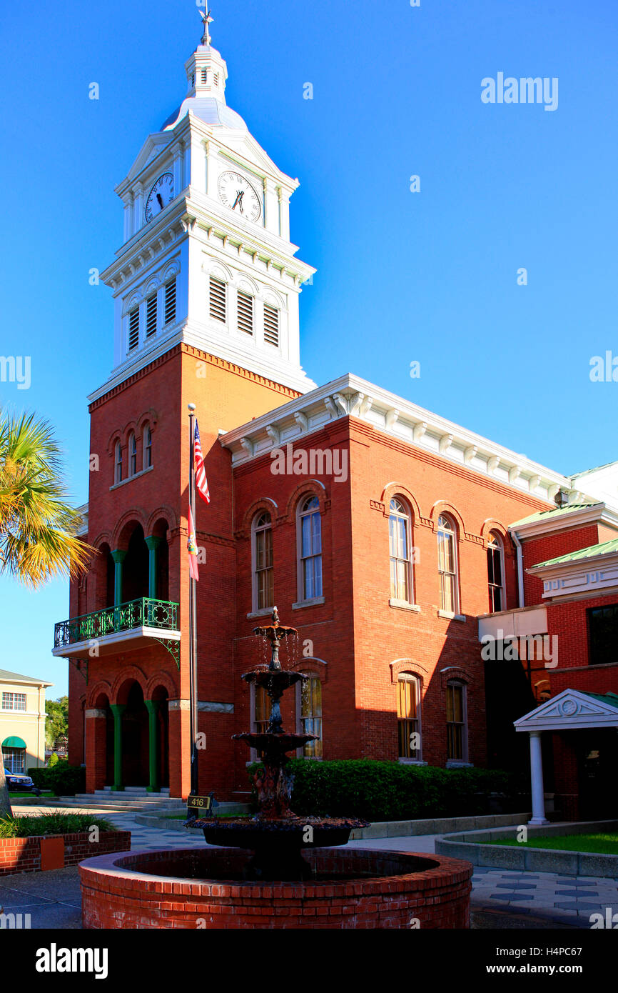 Nassau County historische Courthouse aufbauend auf Centre Street in der Innenstadt von Fernandina Beach City in Florida Stockfoto