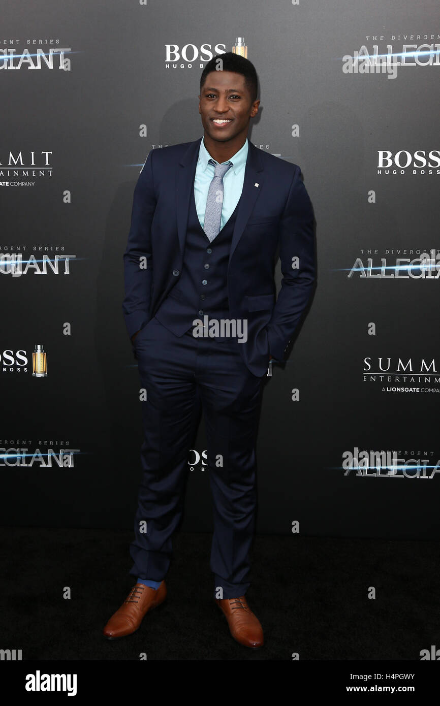 NEW YORK-MAR 14: Schauspieler Joseph David-Jones besucht "The Divergent Series: Allegiant' New-York-Premiere im AMC Loews Lincoln Square 13 Theater am 14. März 2016 in New York City. Stockfoto