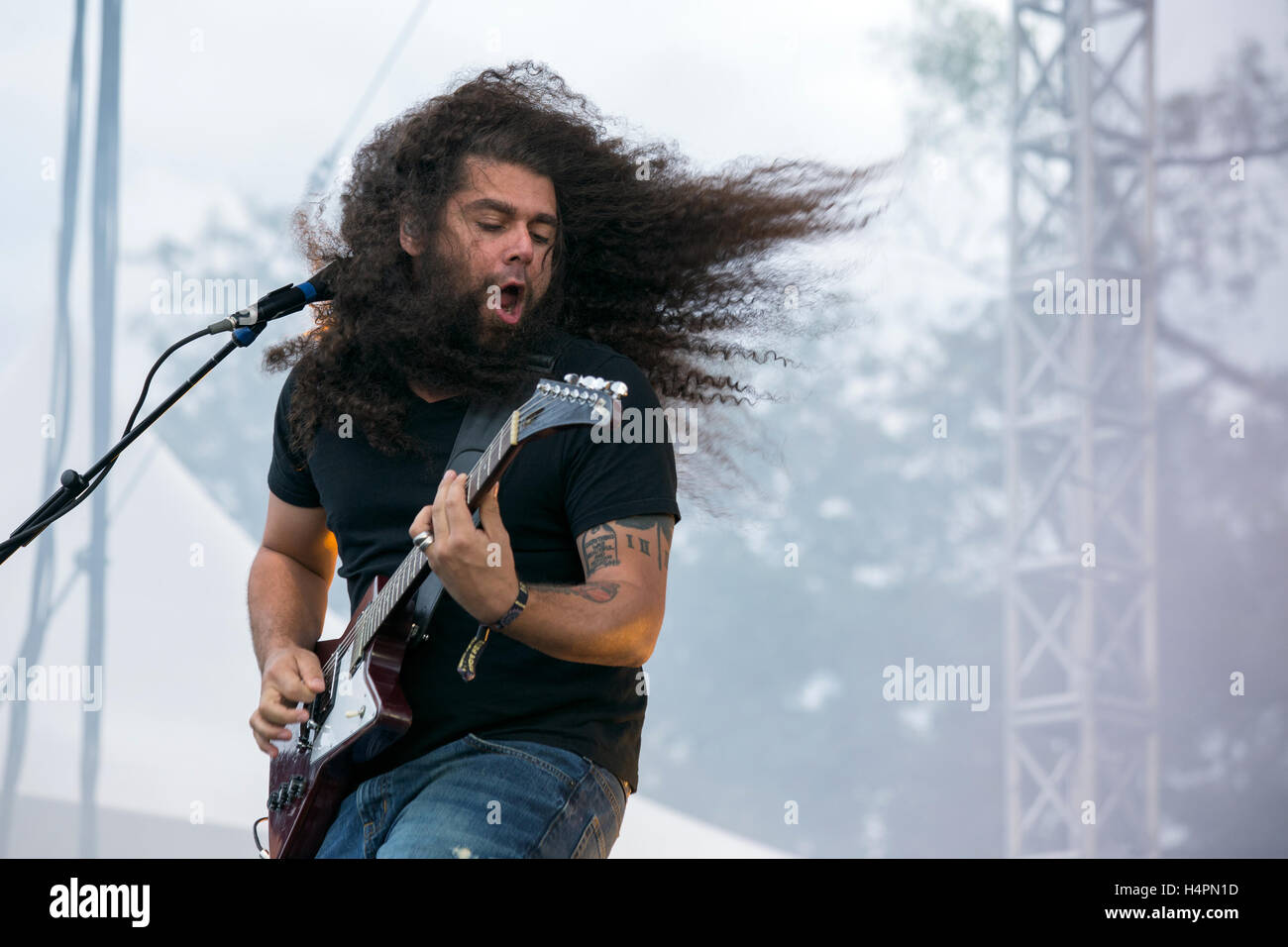 Claudio Sanchez von Coheed und Cambria führt auf Riot Fest Chicago am 11. September 2015 in Chicago, Illinois Stockfoto