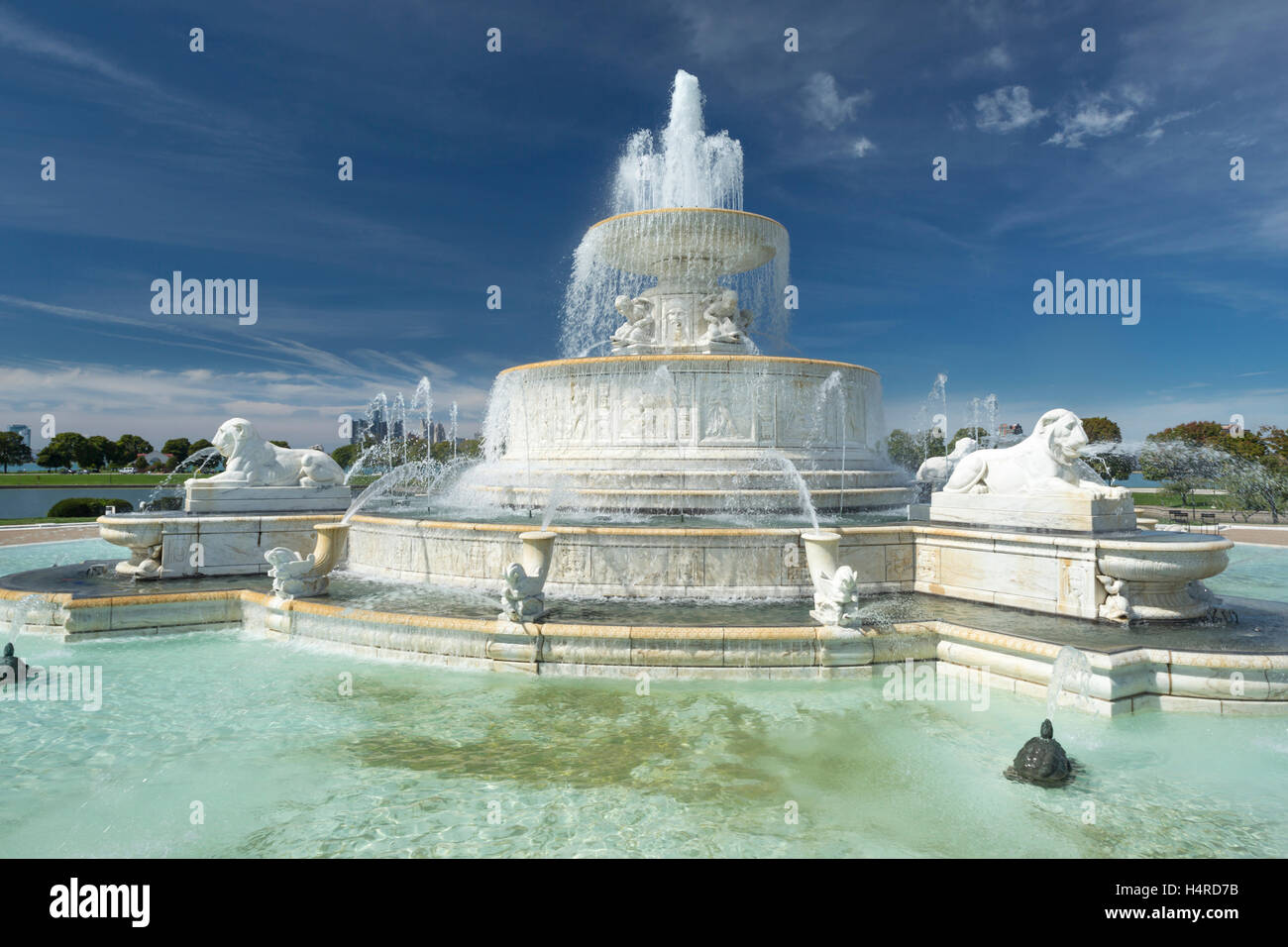 JAMES SCOTT MEMORIAL FOUNTAIN (CASS GILBERT © / HERBERT ADAMS 1925) BELLE ISLE PARK IN DETROIT MICHIGAN USA Stockfoto