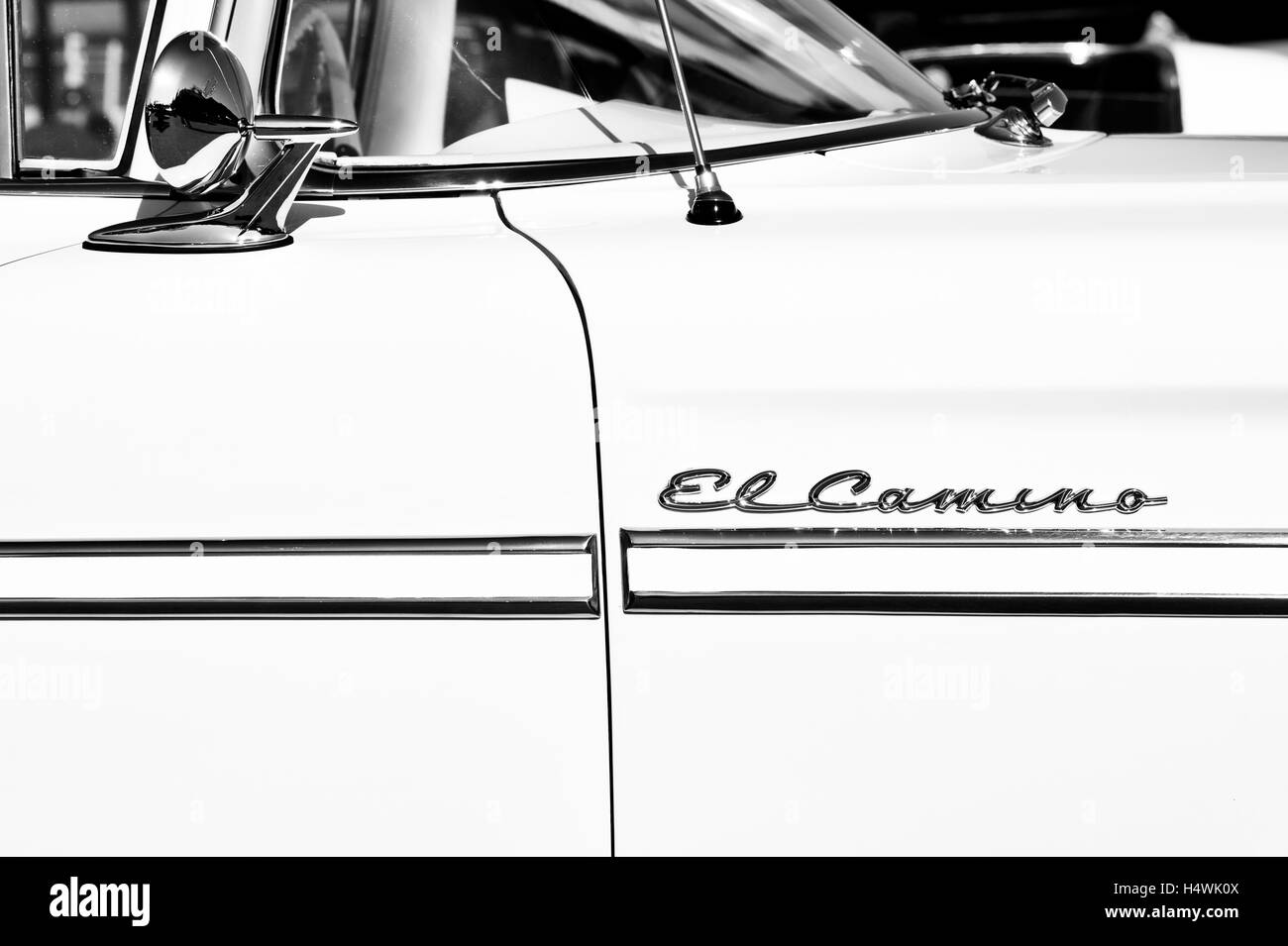 1959 Chevrolet El Camino. Chevy. Amerikanische Oldtimer. Schwarz und weiß. Abstrakt Stockfoto
