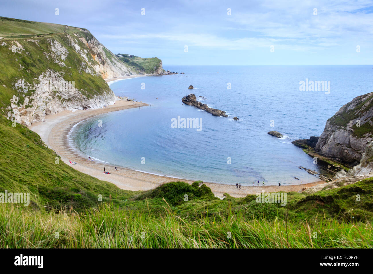 Blick auf Man o' War Beach und St. Oswald's Bay, Dorset, England, UK, von der Klippe Stockfoto