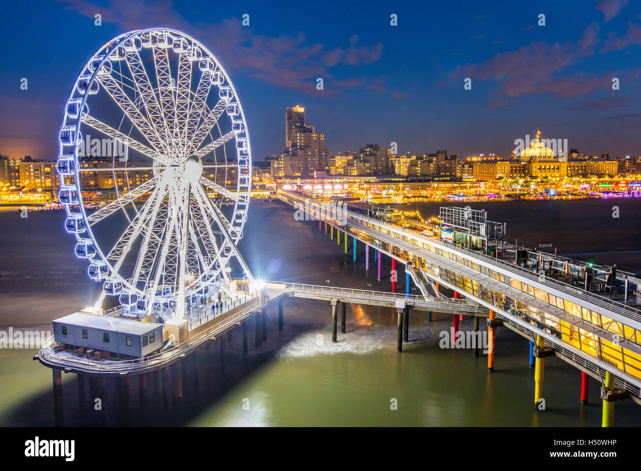 Scheveningen, Küsten Viertel von den Haag, Niederlande, renoviert am Meer Pier, Riesenrad, Restaurants, Unterhaltung, Stockfoto