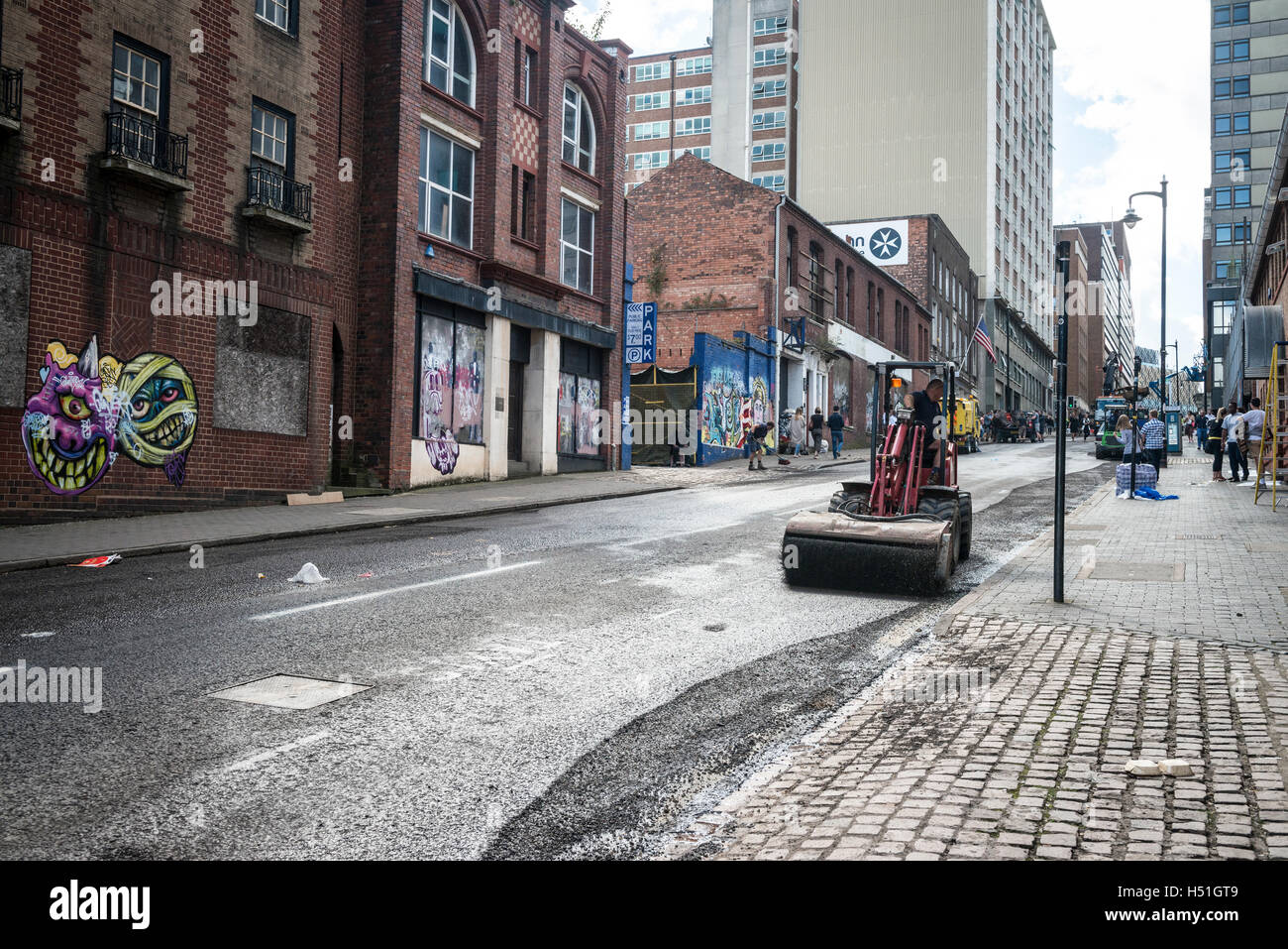 Auf lage, Film set clean up für Spieler eins von Regisseur Steven Spielberg, Birmingham, Großbritannien Stockfoto