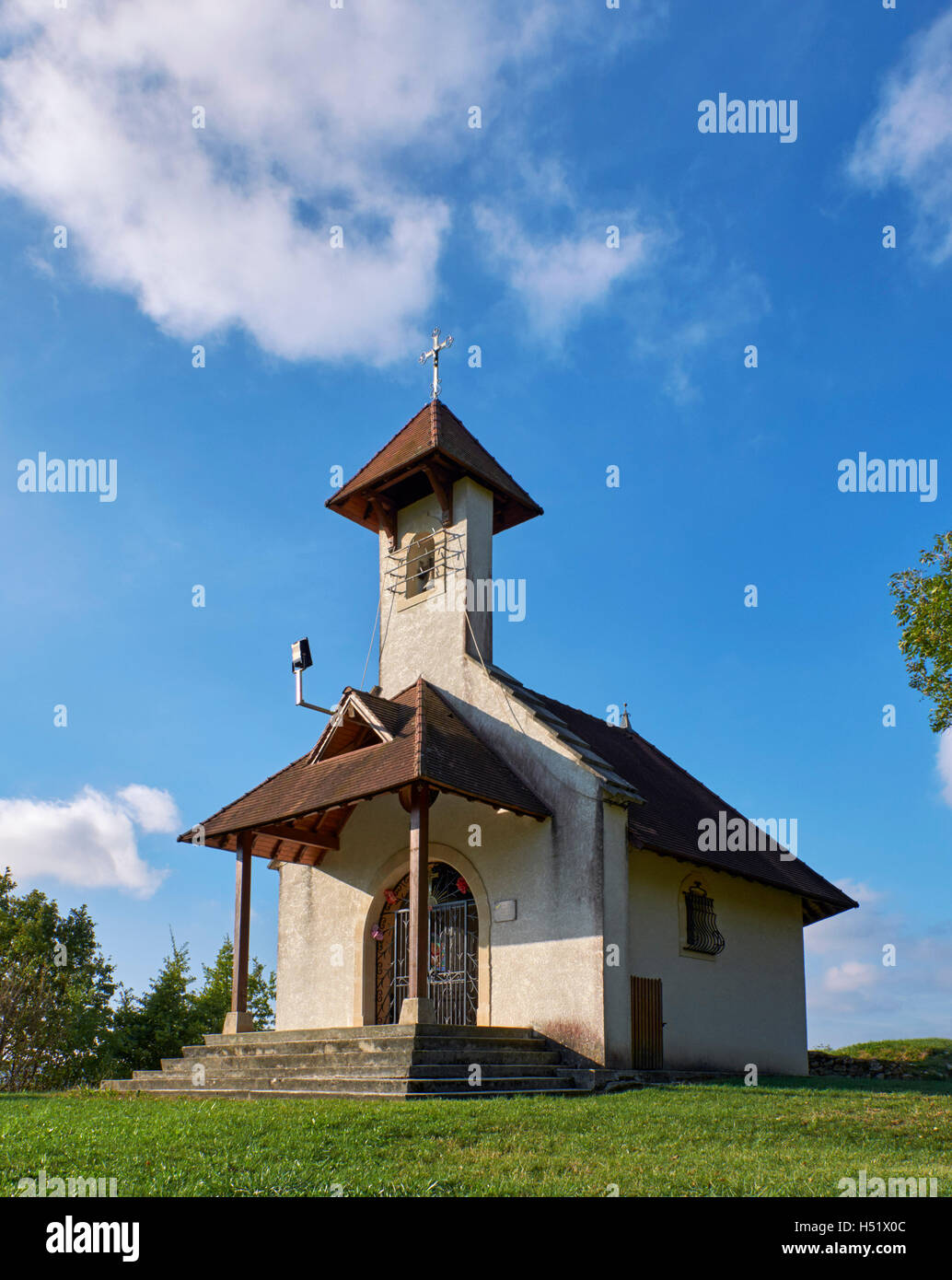 Chapelle Saint-Romain auf dem Camino de Santiago über Jongieux-le-Haut. Savoie, Frankreich. Stockfoto