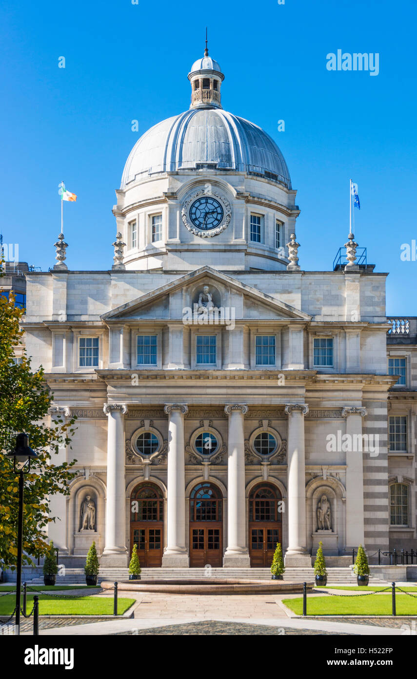 Hauptfassade der taoiseach-Regierungsgebäude Merrion Street Dublin Irland Europa Stockfoto