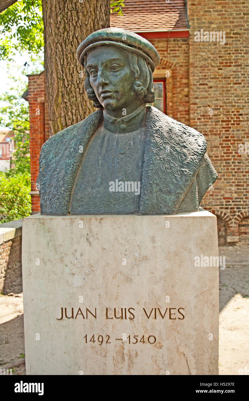 Juan Luis Vives Statue 1492-1540, Brügge, Belgien (Brügge), Stockfoto