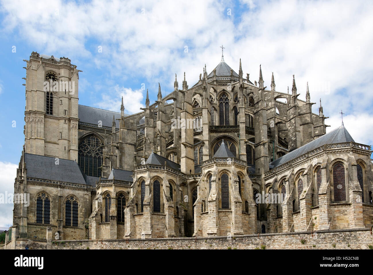 Kathedrale St. Julien Le Mans, Frankreich Stockfoto, Bild: 123599767