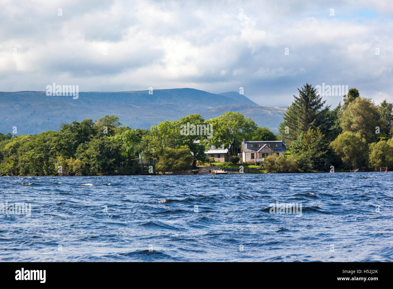 Bonny, bonny Ufer des Loch Lomond, Argyle & Bute, Scotland UK Stockfoto