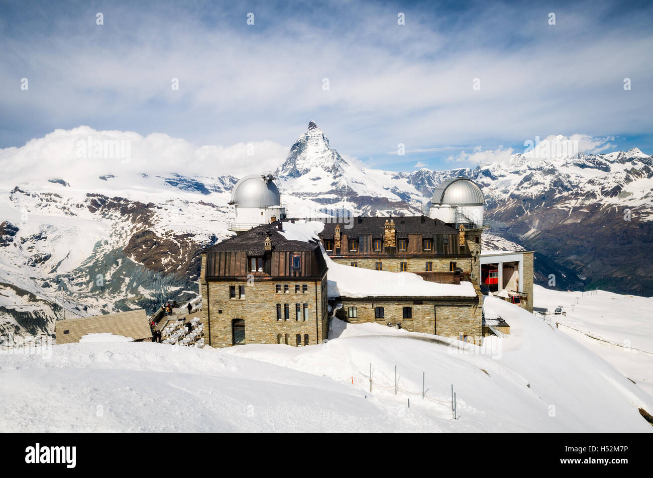 Restaurant Blick auf Matterhorn, Schweiz. Stockfoto