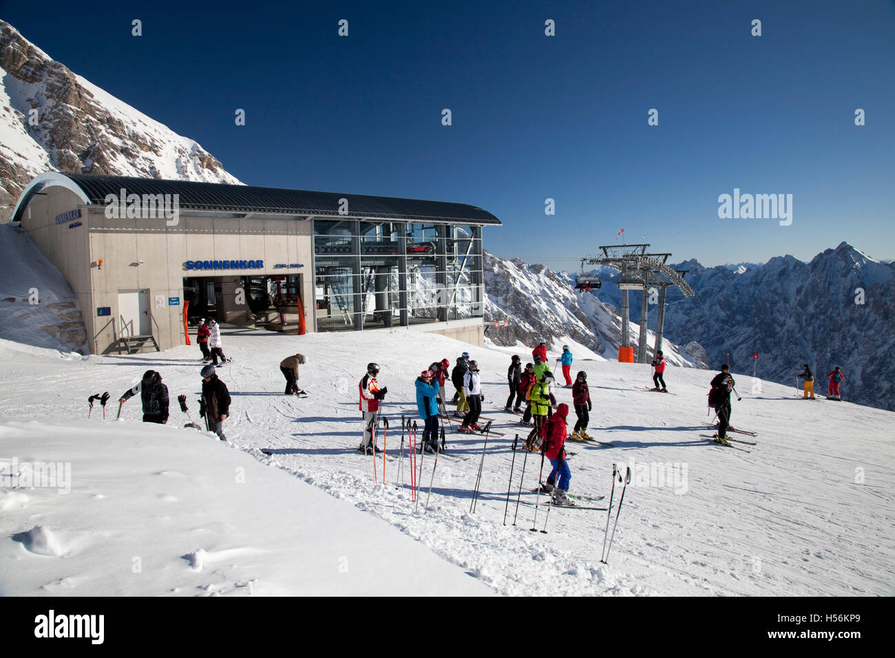 Bergstation Sessellift, Skilift, Winter, Zugspitzplatt Plateau, Mt Zugspitze, Bayern Stockfoto