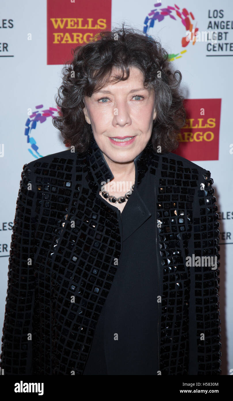 Schauspielerin Lily Tomlin besucht Los Angeles LGBT Center 46. Jahrestag Gala Vanguard Awards im Hyatt Regency Century Plaza am 7. November 2015 in Los Angeles, Kalifornien, USA Stockfoto