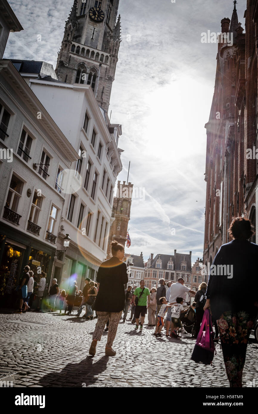 Straße in Brügge im Sommer, Belgien Stockfoto