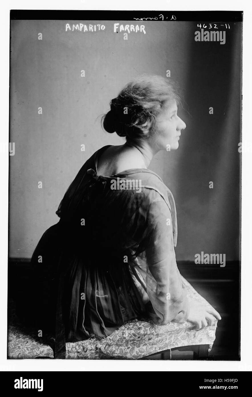 Der Titel „Amparito Fa“ kann sich auf eine Person, ein Ereignis oder ein Element beziehen, für weitere Details ist jedoch ein zusätzlicher Kontext erforderlich. Der Name könnte mit einer historischen Person oder kulturellen Referenz verknüpft werden. Stockfoto