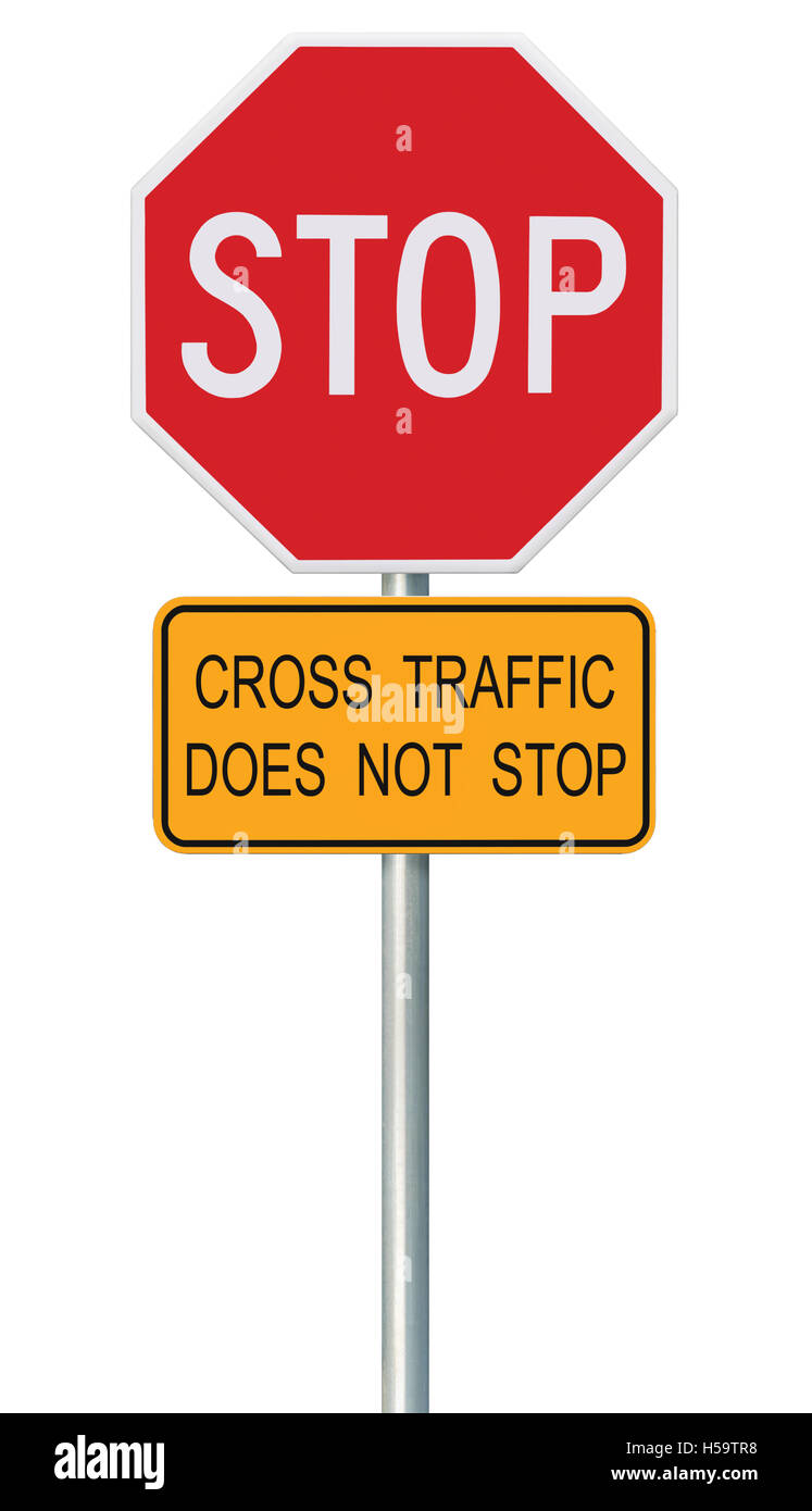 Rote Stoppschild, isolierte Road Traffic behördlichen Warnung Signage Octagon, weiß achteckigen Rahmen, metallische Post, gelbe vertikal Stockfoto