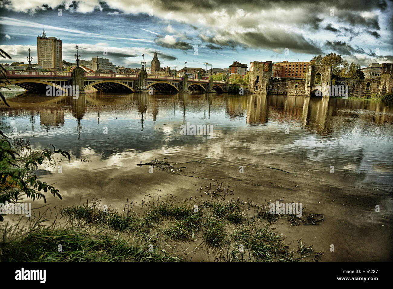 Stadtbrücke Stockfoto