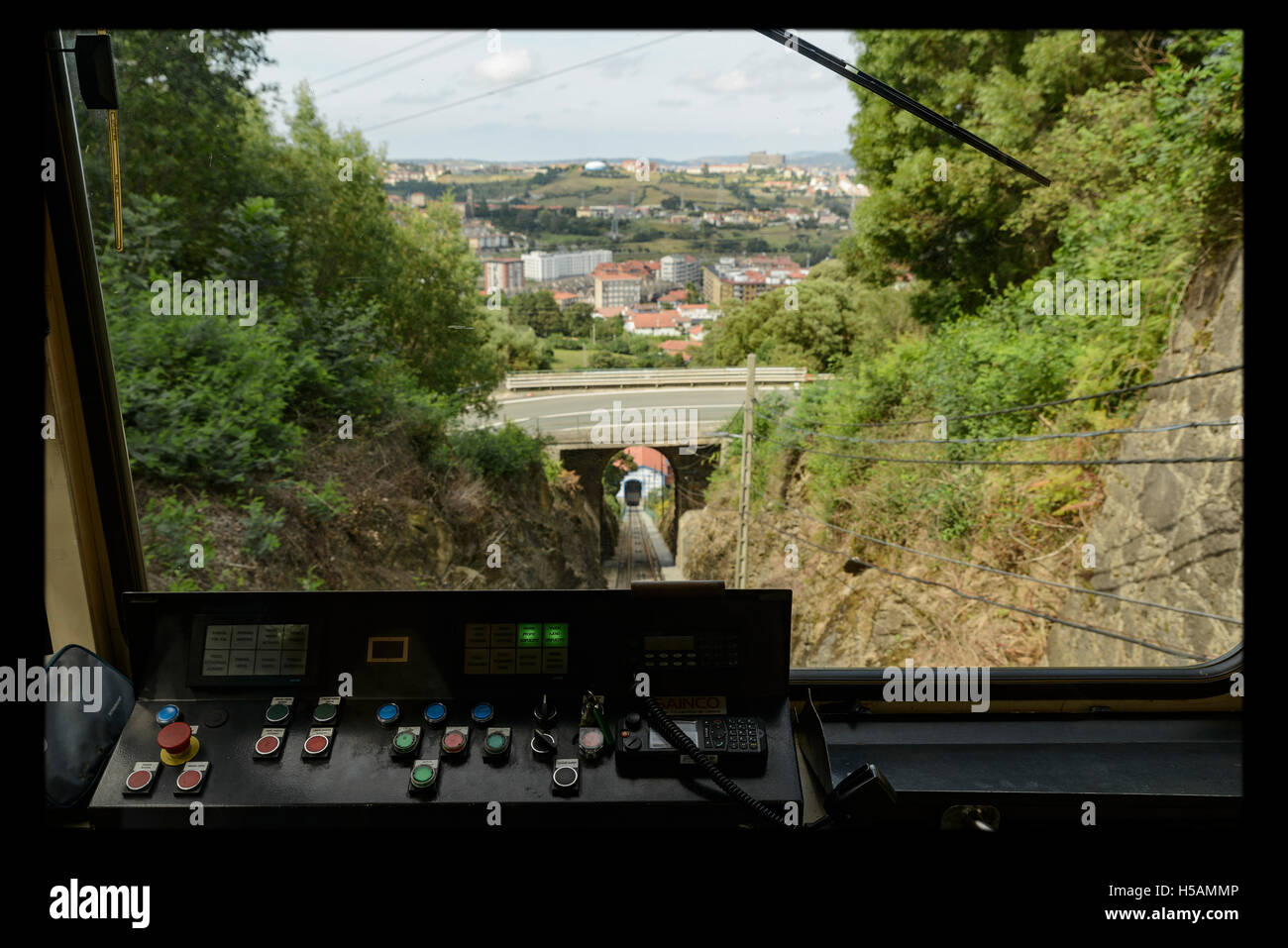 Die Standseilbahn Larreineta, im Tal des Trapaga, Trapagaran, Bilbao, Baskisches Land, Spanien. Stockfoto