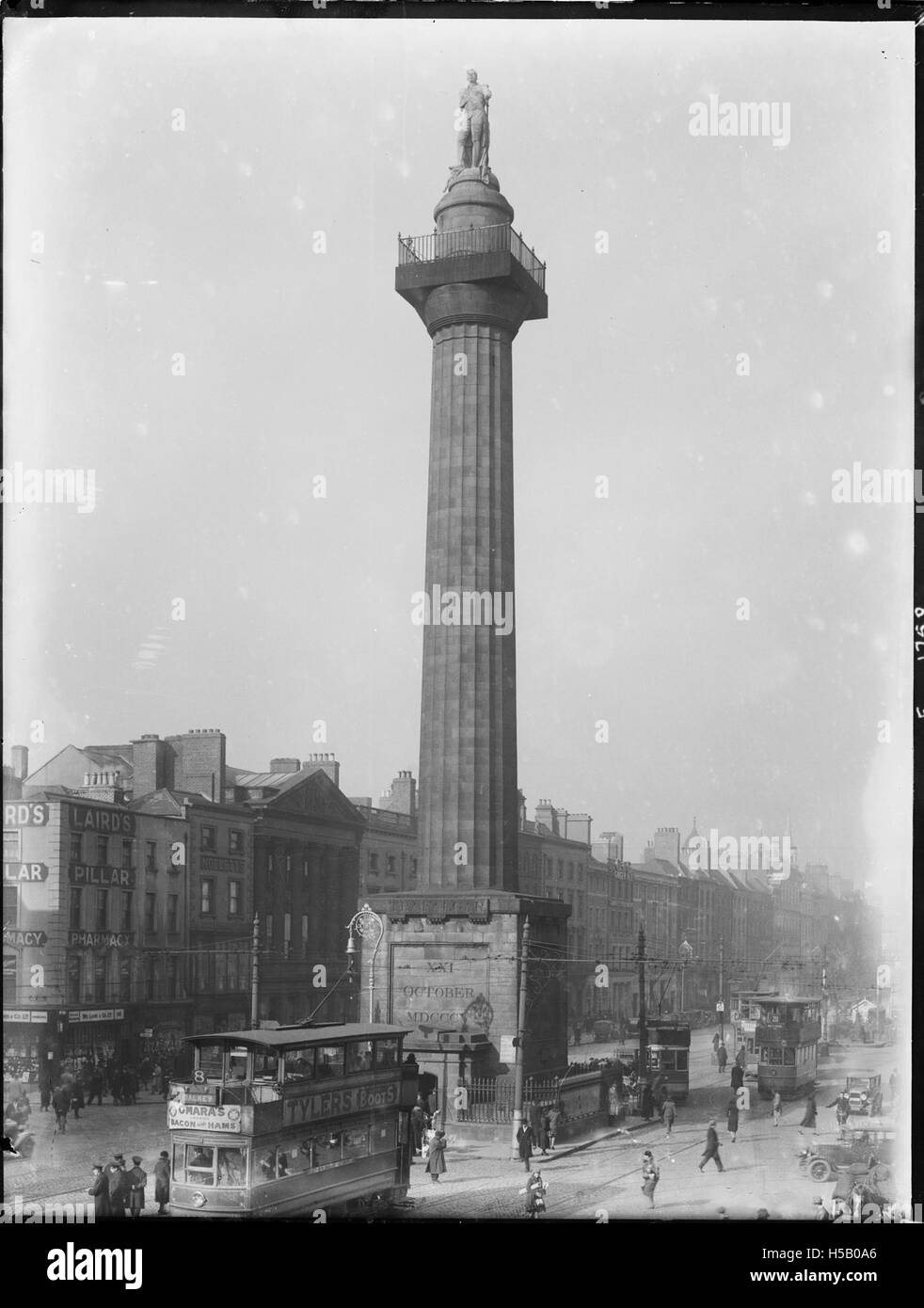Dieser lateinische Titel bedeutet „21. Oktober 1805“ und verweist auf das Datum der Schlacht von Trafalgar, einer wichtigen Seeschlacht während der Napoleonischen Kriege. Stockfoto