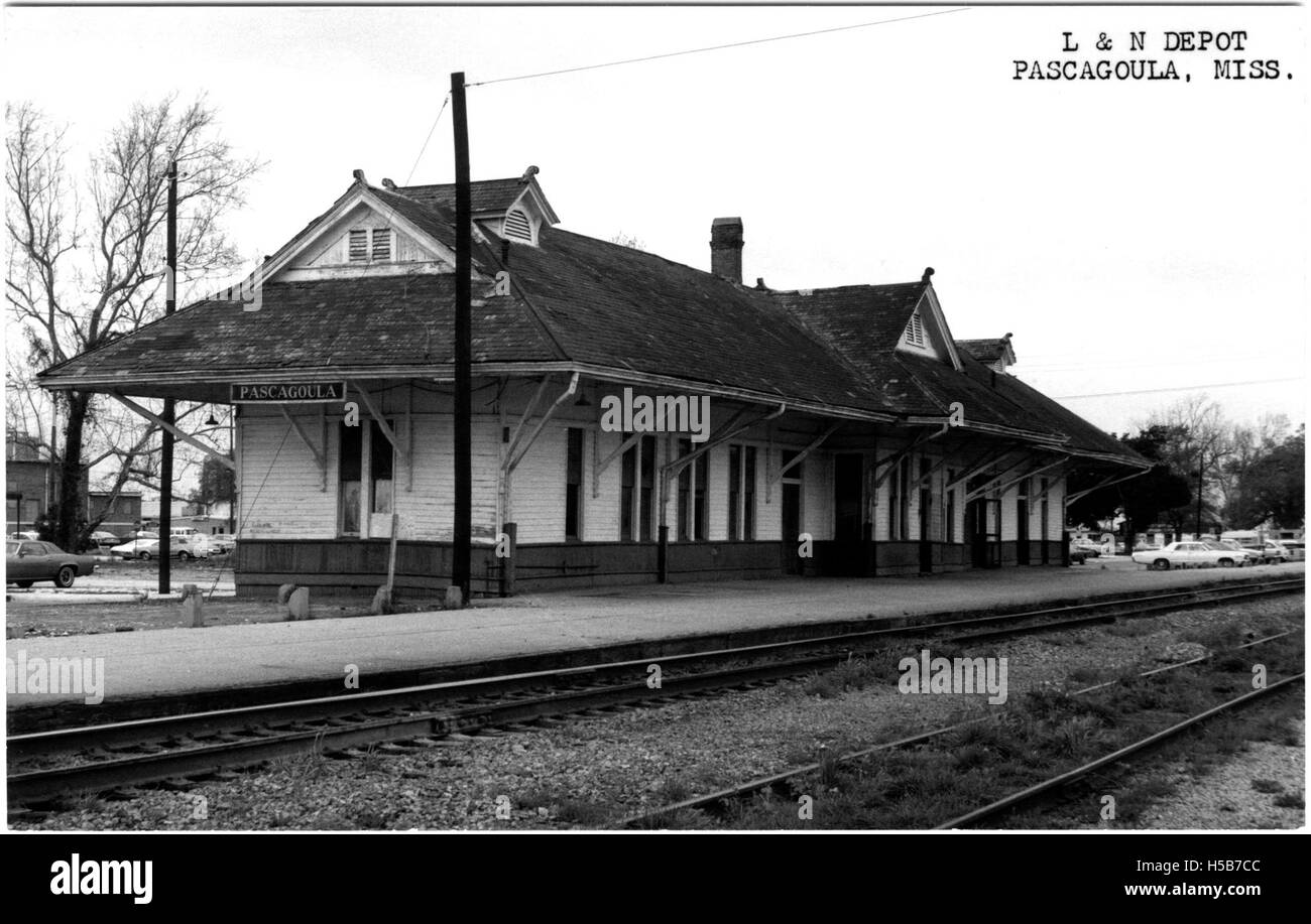Das Depot L and N in Pascagoula, Mississippi, fotografiert im März 1974, ist ein wichtiger Verkehrsknotenpunkt in der Region Mitte des 20. Jahrhunderts. Stockfoto