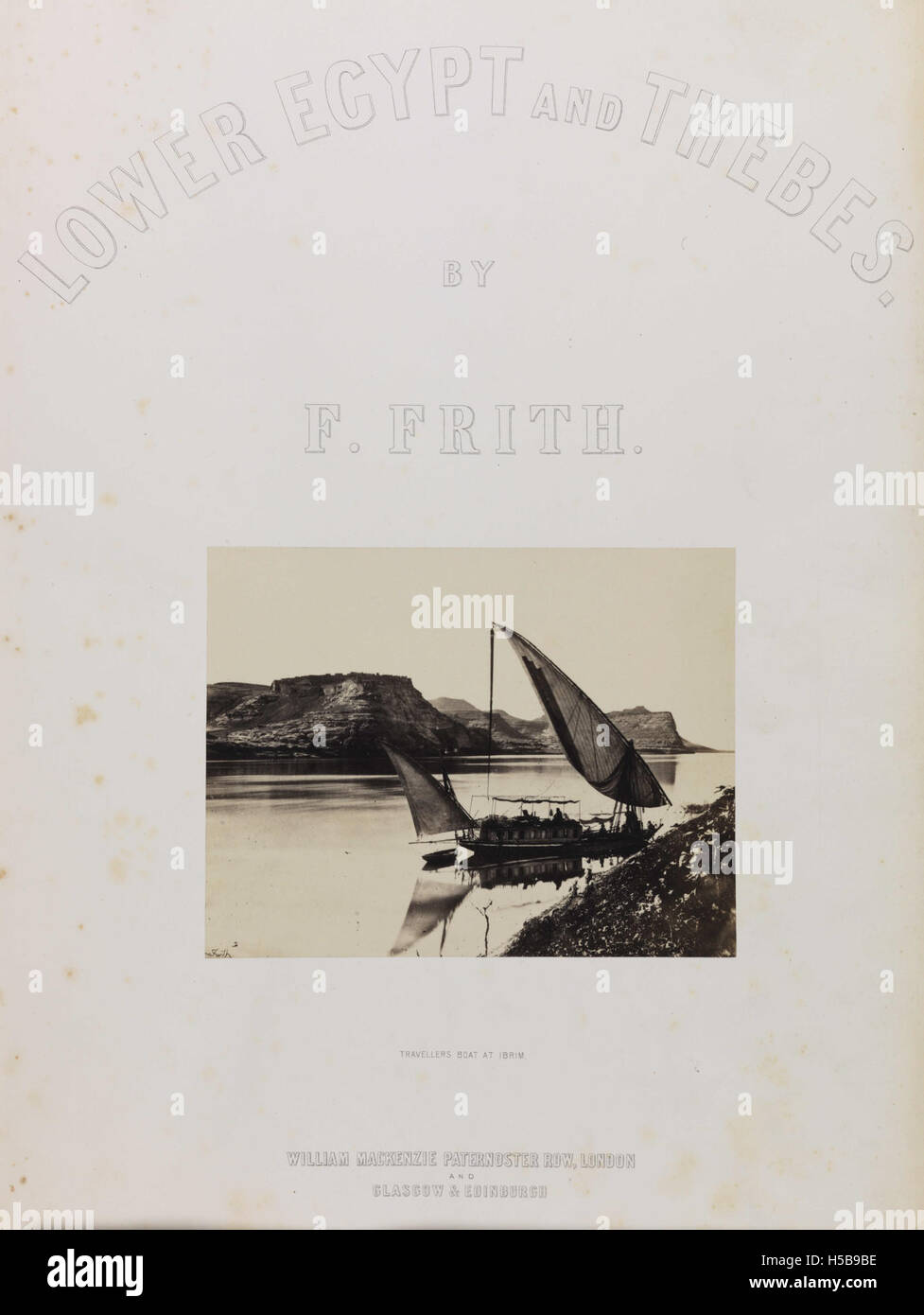 Die Titelseite des Buches „Unterägypten und Theben“ zeigt ein Bild eines Reisenden in Ibrim. Das Buch erforscht die historische und archäologische Bedeutung der Region, insbesondere ihre Verbindung zum alten Ägypten. Stockfoto