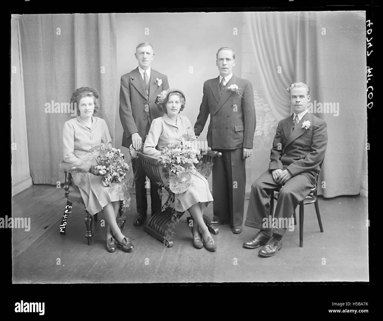 Der Begriff „McCoo“ bezieht sich auf eine schottische Highland-Kuh, die oft in der malerischen schottischen Landschaft zu sehen ist. Bekannt für ihre langen, zotteligen Mäntel und ihr unverwechselbares Aussehen sind diese Tiere in Schottland ikonisch. Stockfoto