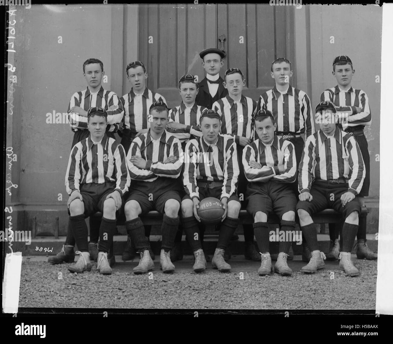 Das St. Patrick's College ist eine Gruppe von Studenten-Athleten des St. Patrick's College, die wahrscheinlich an organisierten Fußballwettbewerben teilnehmen. Dieses Team spiegelt das Engagement der Hochschule für Sport und Studentenentwicklung wider. Stockfoto