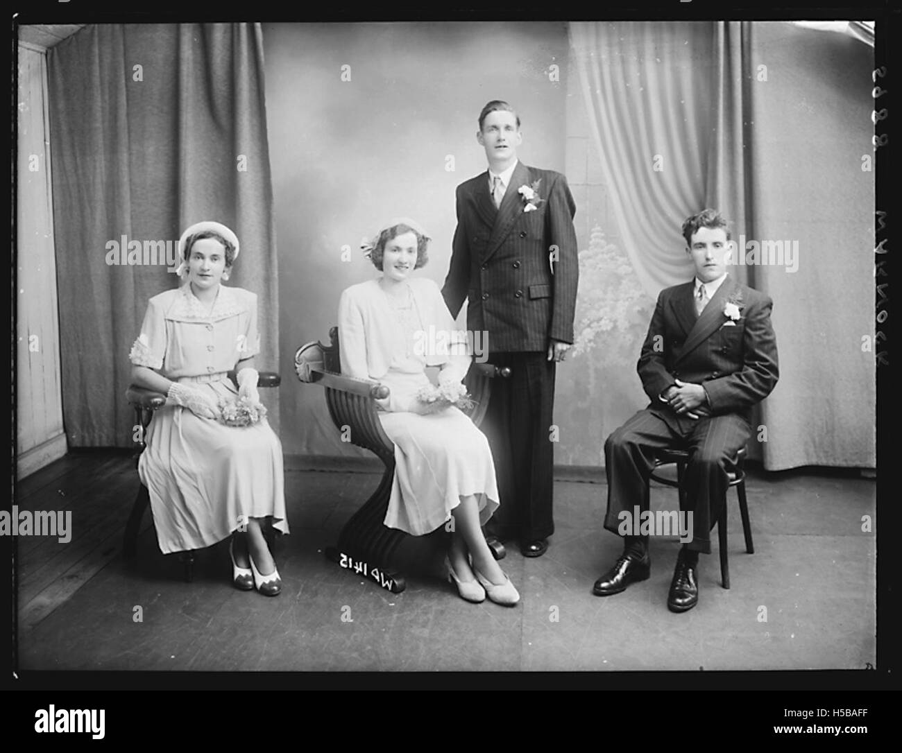 Warnock, wahrscheinlich ein Familienname oder ein Hinweis auf eine Person, der möglicherweise mit historischen, politischen oder sozialen Zusammenhängen verbunden ist. Stockfoto