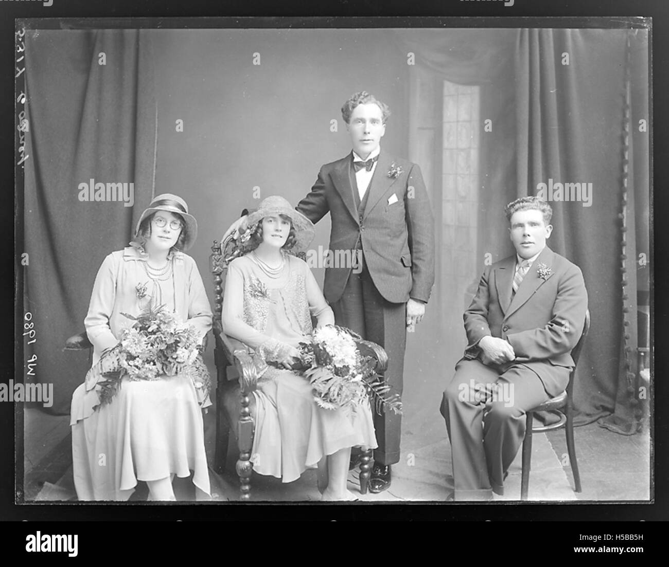 Cooney ist ein Familienname, der sich auf eine Person, Familie oder einen historischen Kontext beziehen kann. Ohne zusätzliche Details ist es wahrscheinlich, dass es sich um einen historischen Namen oder Familiennamen innerhalb bestimmter Datensätze oder genealogischer Daten handelt. Stockfoto