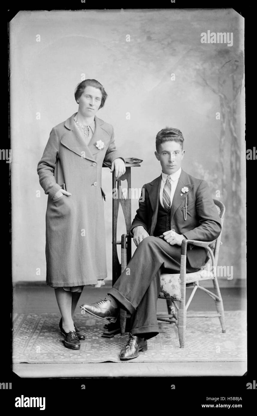 Ein Referenzcode, D1422 B76292 F09, der sich möglicherweise auf eine Sammlung von Archivakten oder historischen Dokumenten bezieht. Es bedarf eines größeren Kontextes, um seine Bedeutung zu verdeutlichen. Stockfoto