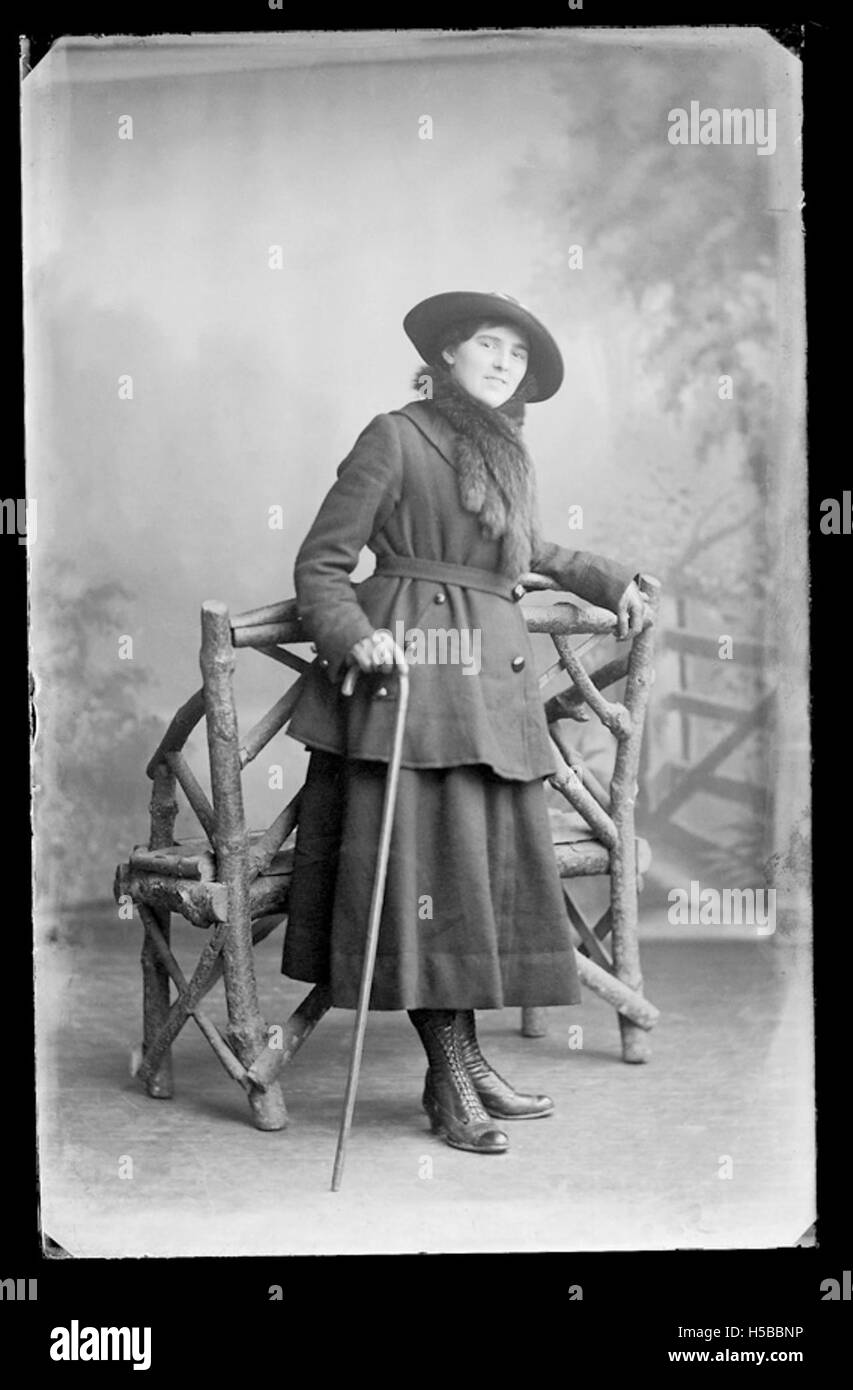 Eine Aufzeichnung eines als D1422 B76545 A 09 katalogisierten Bildes, Teil einer Archivsammlung, die historische Momente durch visuelle Medien dokumentiert. Stockfoto