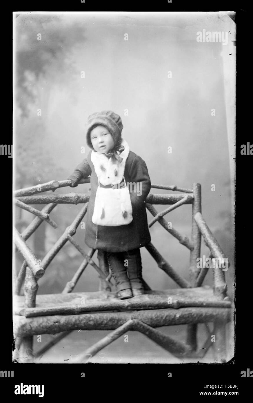 Ein Verweis auf ein nicht identifiziertes Bild, möglicherweise archiviert oder Teil einer Sammlung, identifiziert durch Katalognummern D1422 B76545 B 14192. Stockfoto