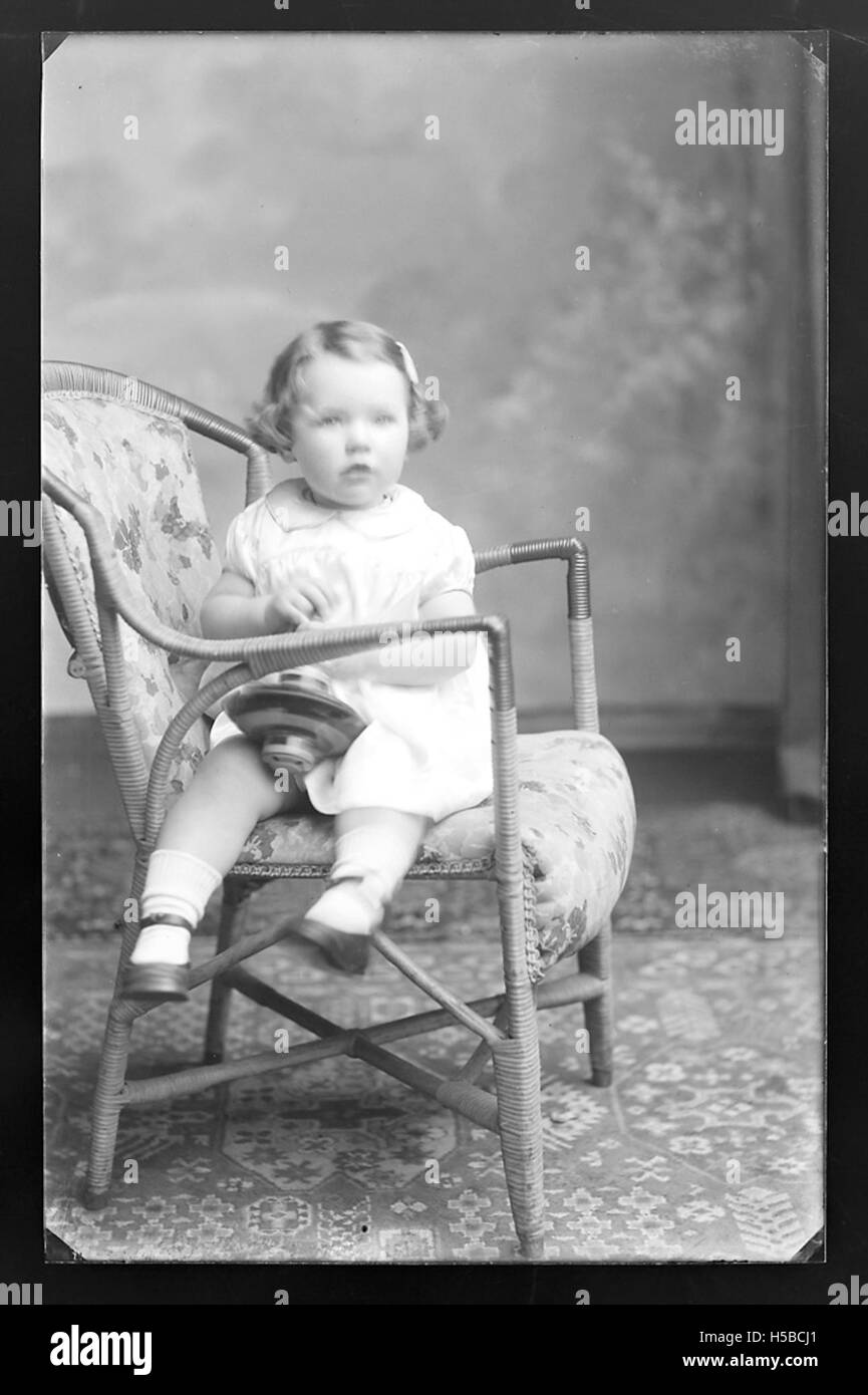 Dieser Titel scheint sich auf einen Artikel zu beziehen, der durch einen bestimmten Code oder eine bestimmte Katalognummer identifiziert wird. Es ist ein weiterer Kontext erforderlich, um sein Thema zu definieren, wie z. B. seine Verwendung oder Bedeutung in einer Sammlung oder einem Datensatz. Stockfoto