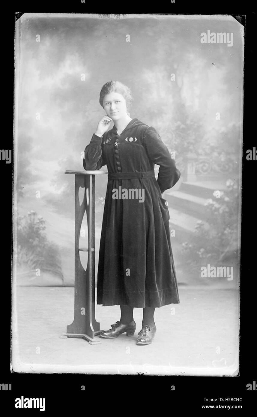 Dies scheint ein Archivcode oder eine Referenznummer zu sein, die wahrscheinlich ein Bild oder Dokument darstellt, das in einer Archivsammlung gespeichert ist. Stockfoto