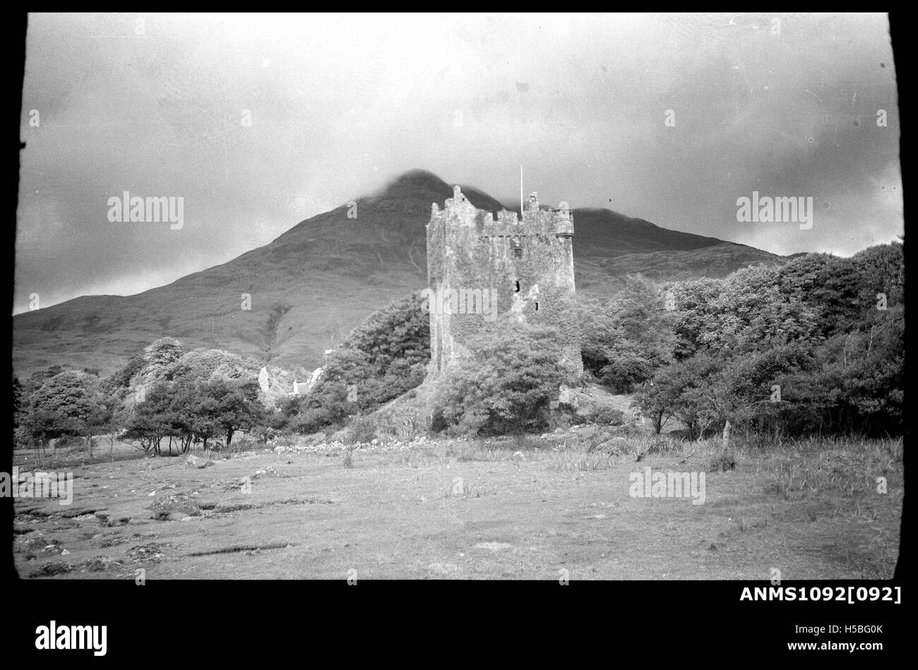 Die Ruinen von Moy Castle, Schottland Stockfoto