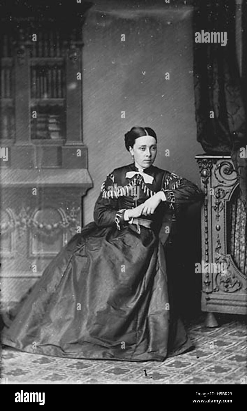 Sarah Jane Rees, bekannt unter ihrem Pseudonym Cranogwen, war eine walisische Schriftstellerin und Dichterin, die 1839 geboren wurde. Sie ist bekannt für ihre Beiträge zur walisischen Literatur und ihr Engagement für Bildung und Rechte von Frauen. Rees erlebte bedeutende soziale Veränderungen und war während ihrer Zeit an der kulturellen Wiederbelebung von Wales beteiligt. Stockfoto