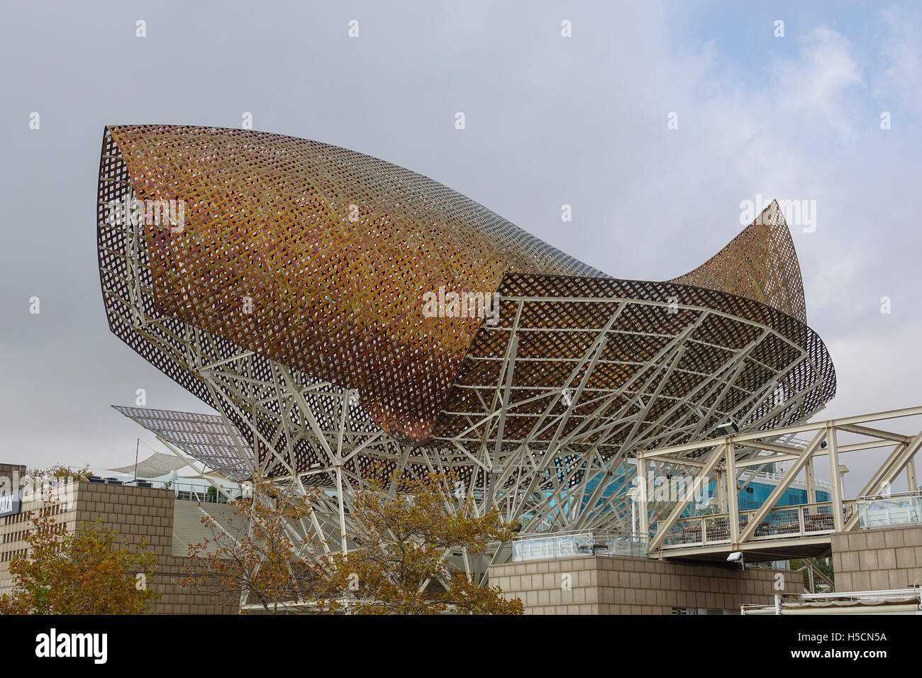 Der goldene Fisch Sculture vom Architekten Frank Gehry Peix Olimpic