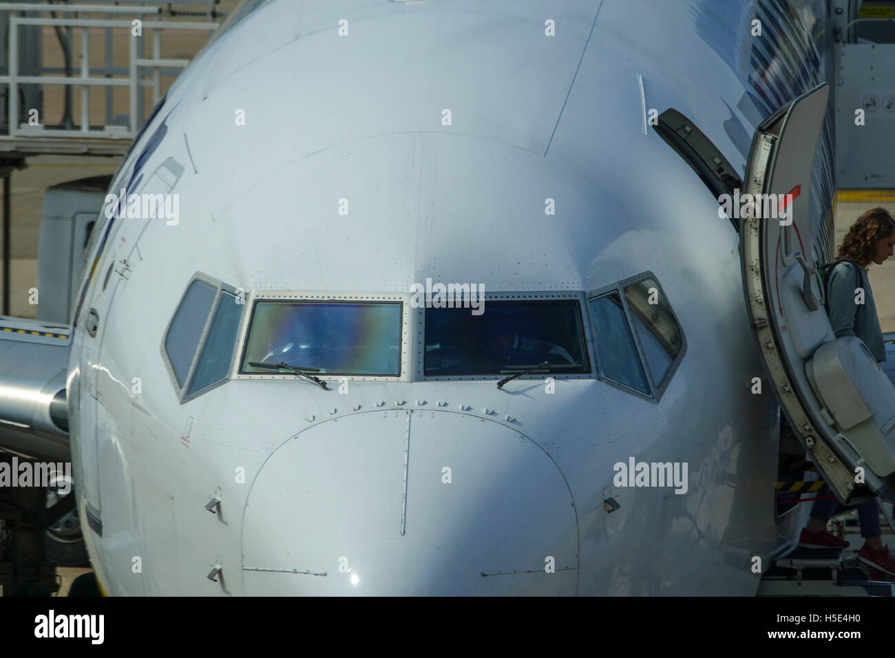 Das Cockpit eines Ryanair-Flugzeug Stockfoto