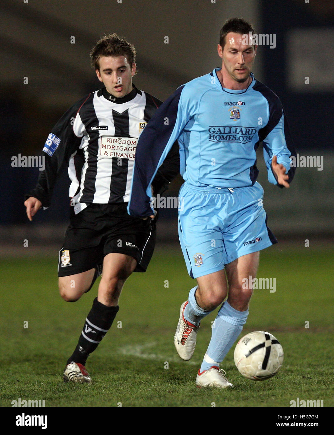 Scott Taylor auf der Flucht für Grays - Grays Athletic Vs Stafford Rangers - Blue Square Premier bei der neuen Rec - 04.01.08 Stockfoto