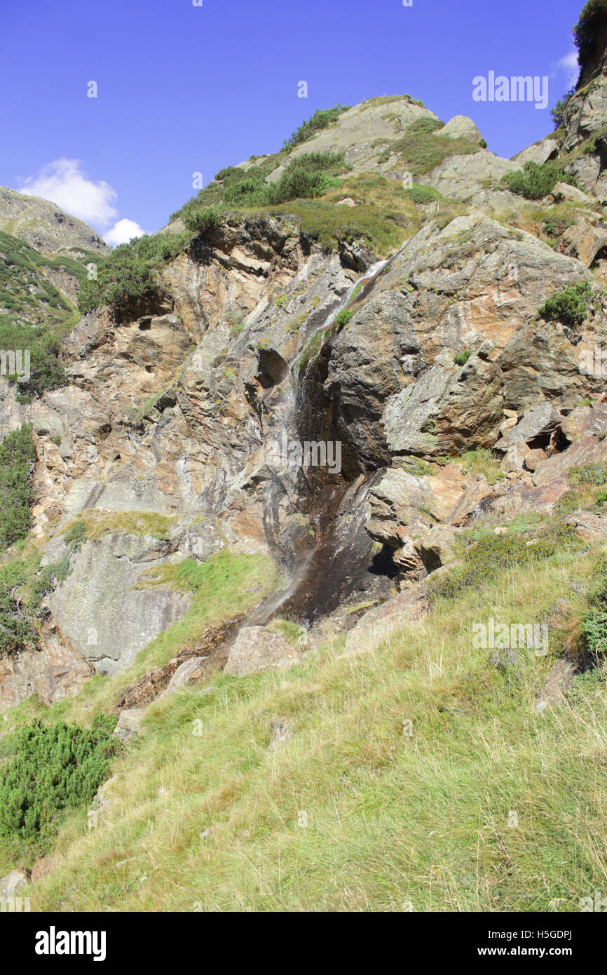 Wasserfall in den Bergen, Berge, Berge, Himmel, Outdoor, Landschaft Südtirol, Italien, Wasser Stockfoto