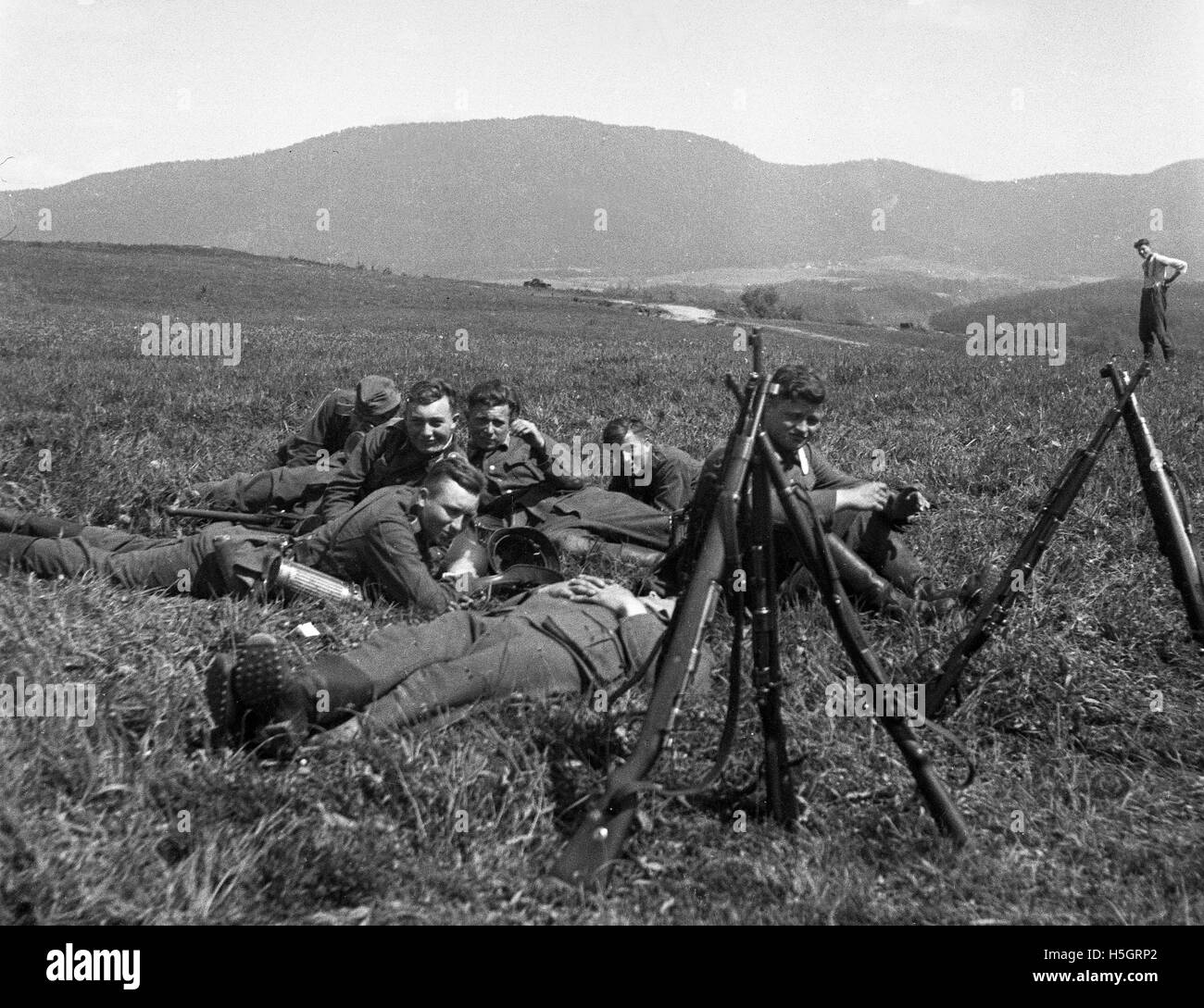 Entspannende deutsche Soldaten in den Ardennen Frankreich im zweiten Weltkrieg Stockfoto