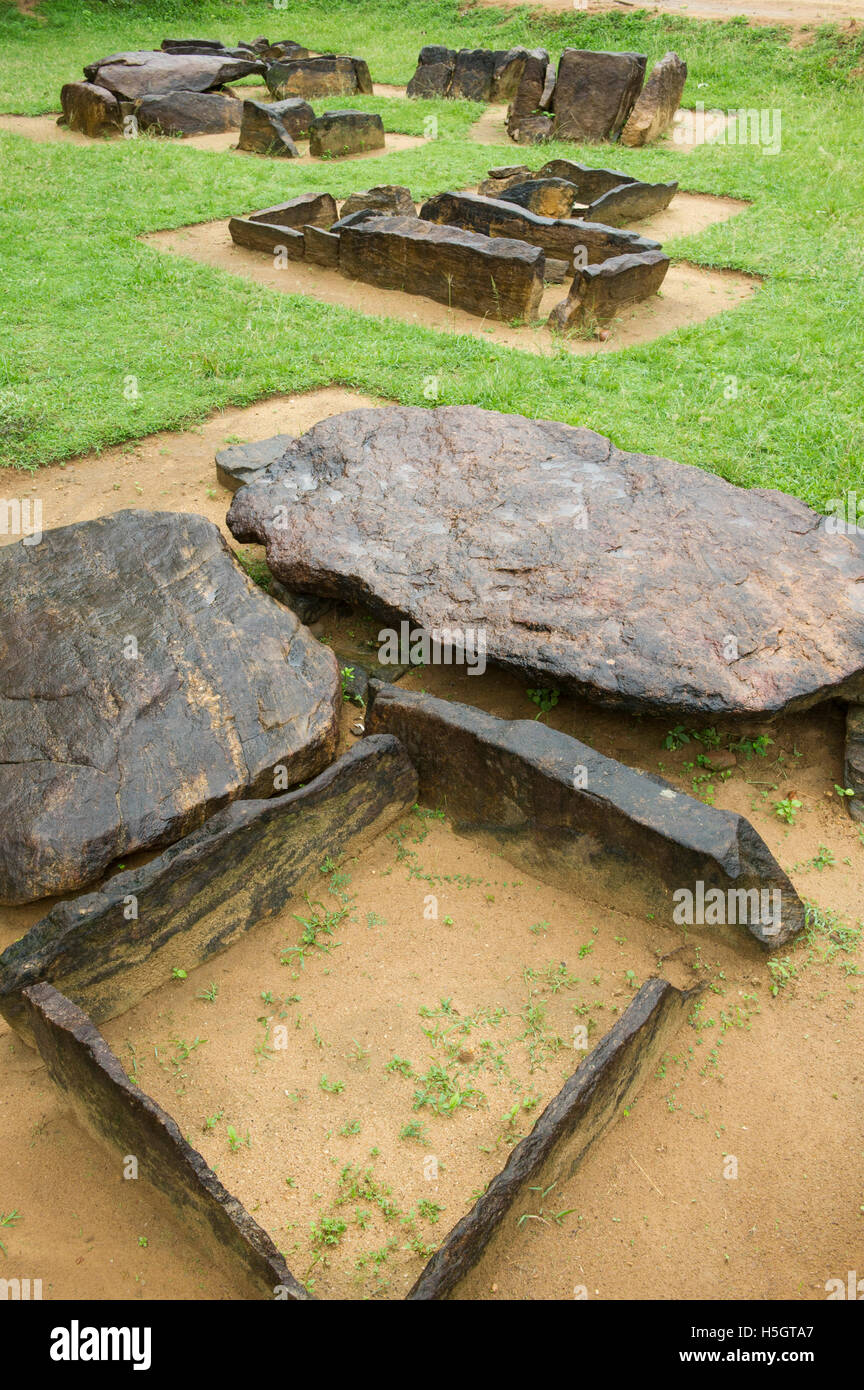 Ibbankatuwa, megalithische Grabstätte, Dambulla, Sri Lanka Stockfoto