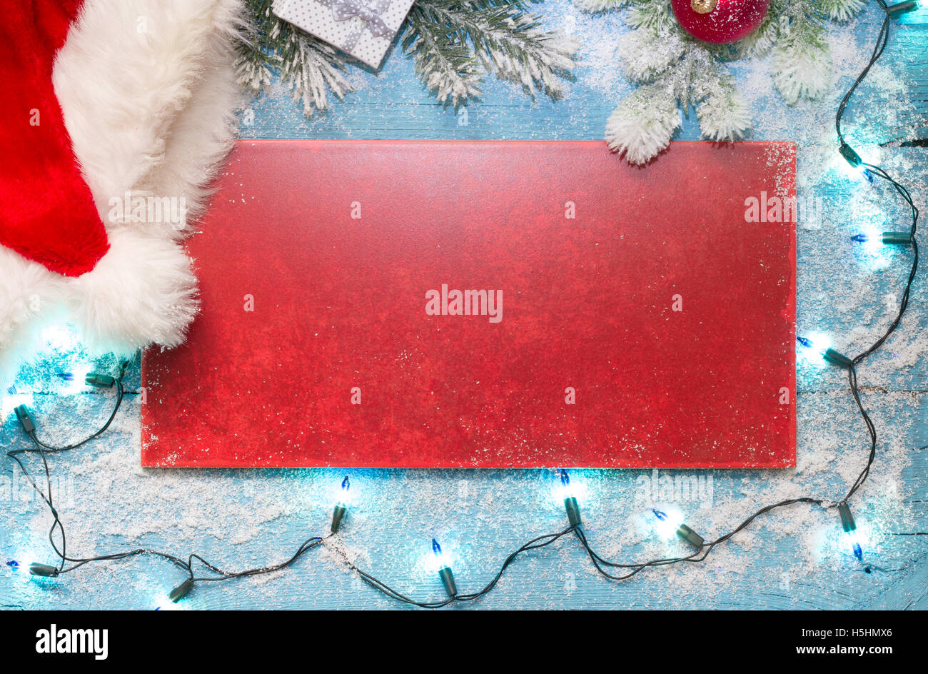 Weihnachten Hintergrund Rahmen mit Weihnachtsmann-Mütze-Konzept Stockfoto