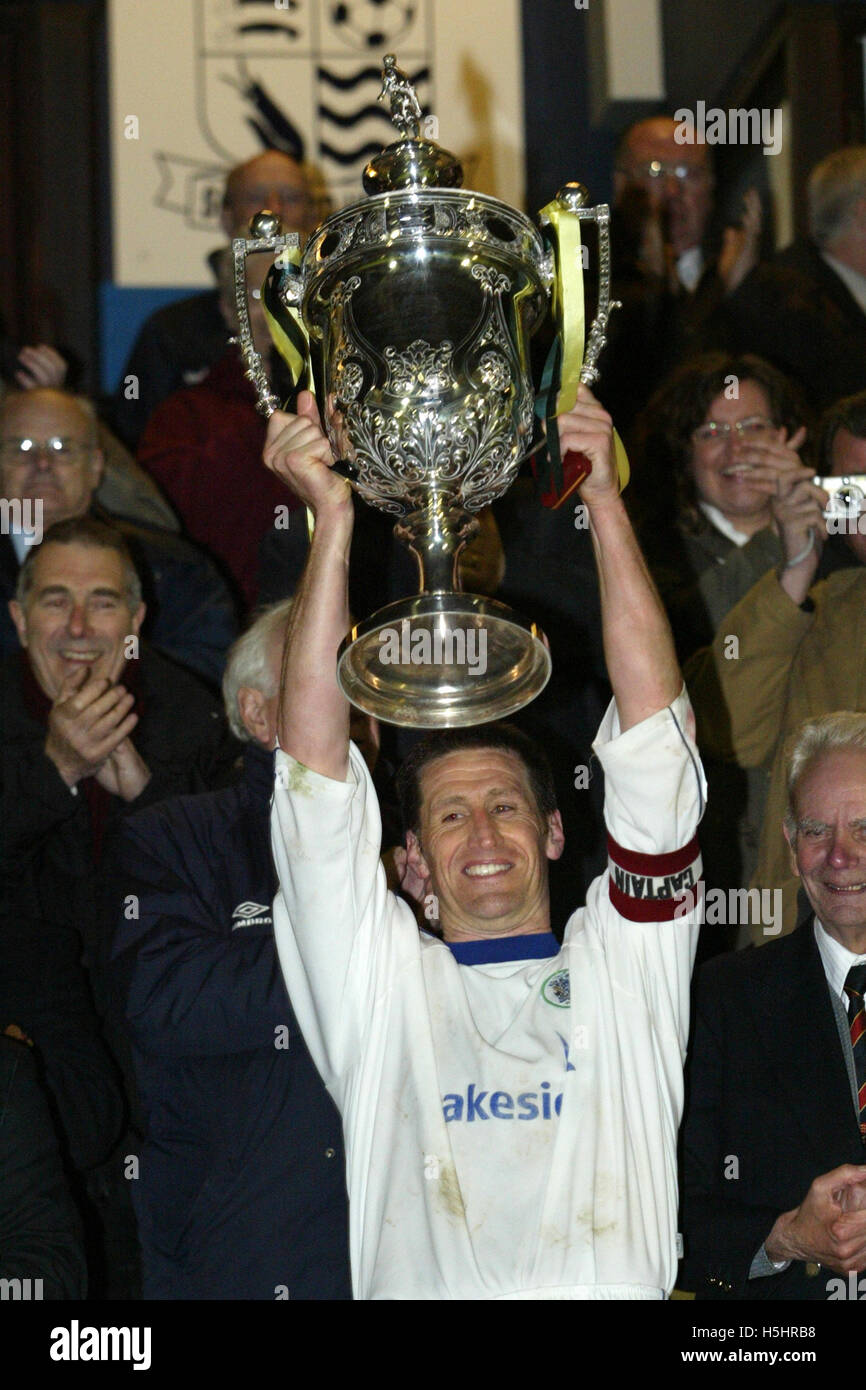 Halstead Stadt Vs Thurrock - Essex Senior Cup-Finale in Roots Hall, Southend United FC - 04.04.05 Stockfoto